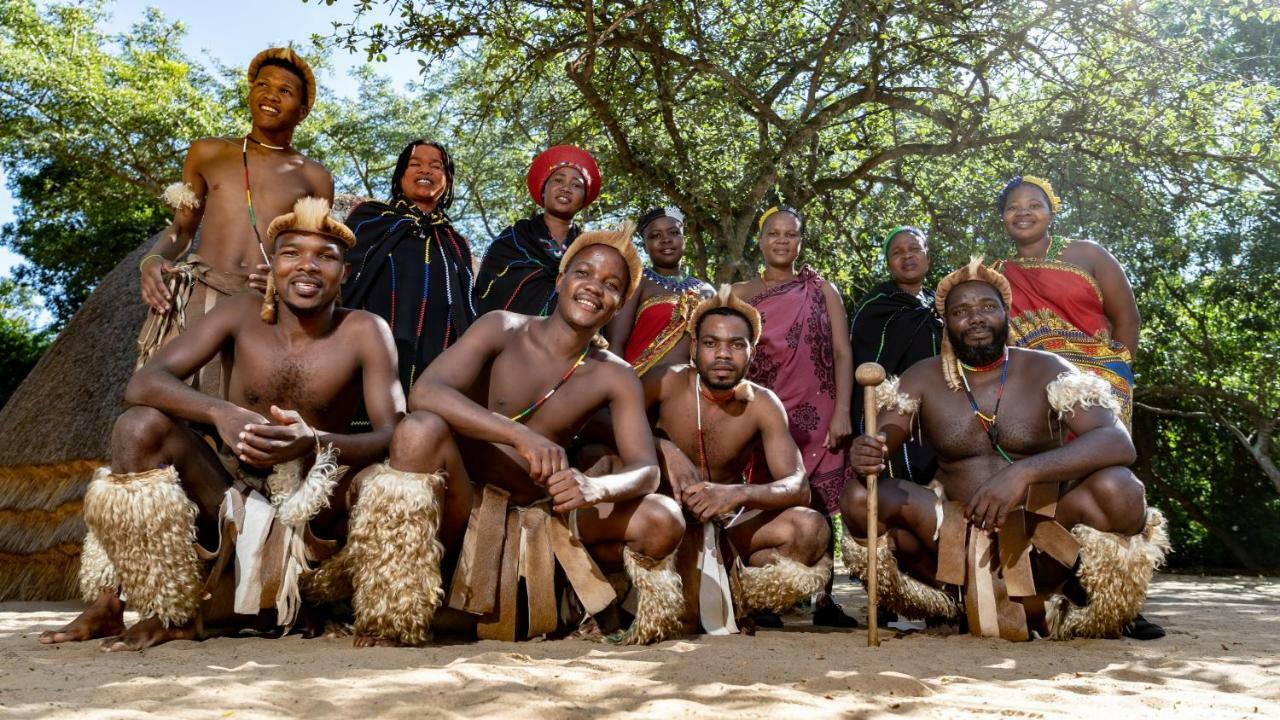 Gooderson Dumazulu Lodge Hluhluwe Bagian luar foto