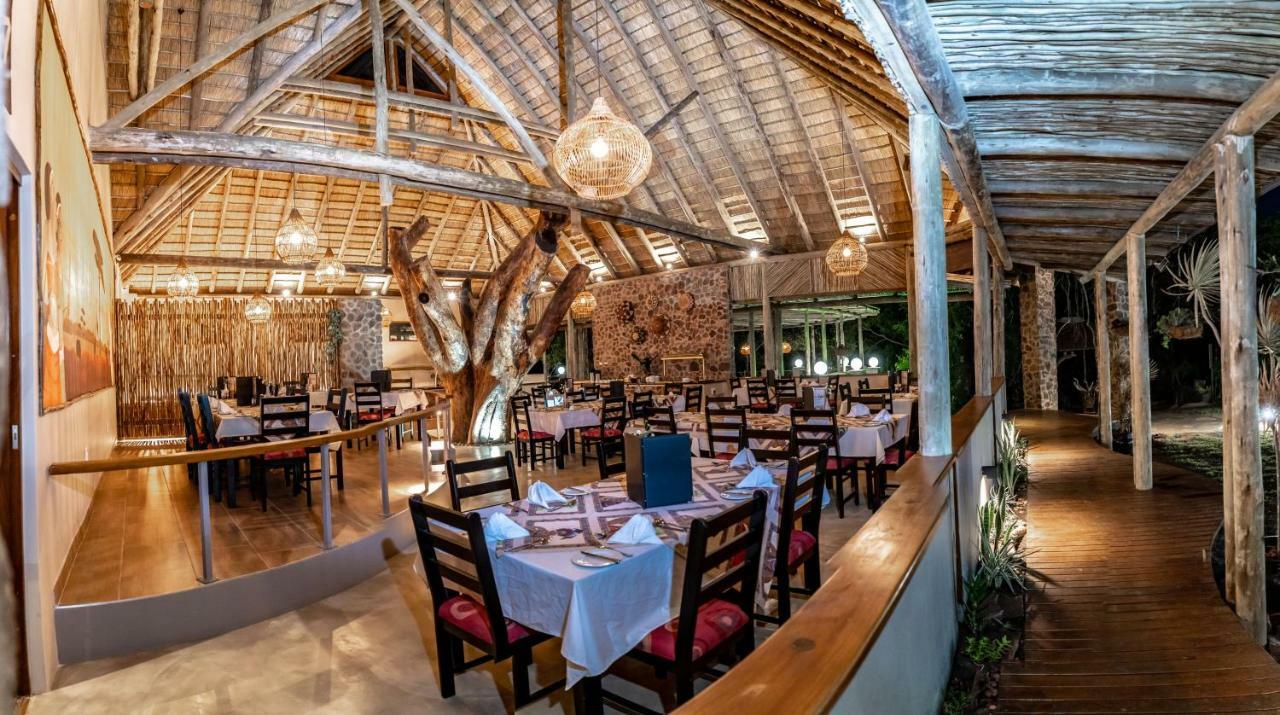 Gooderson Dumazulu Lodge Hluhluwe Bagian luar foto